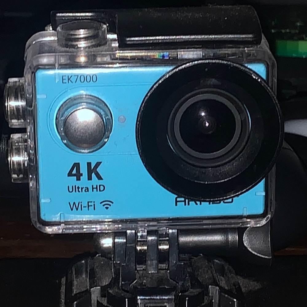Selling a $500 waterproof GoPro for $385